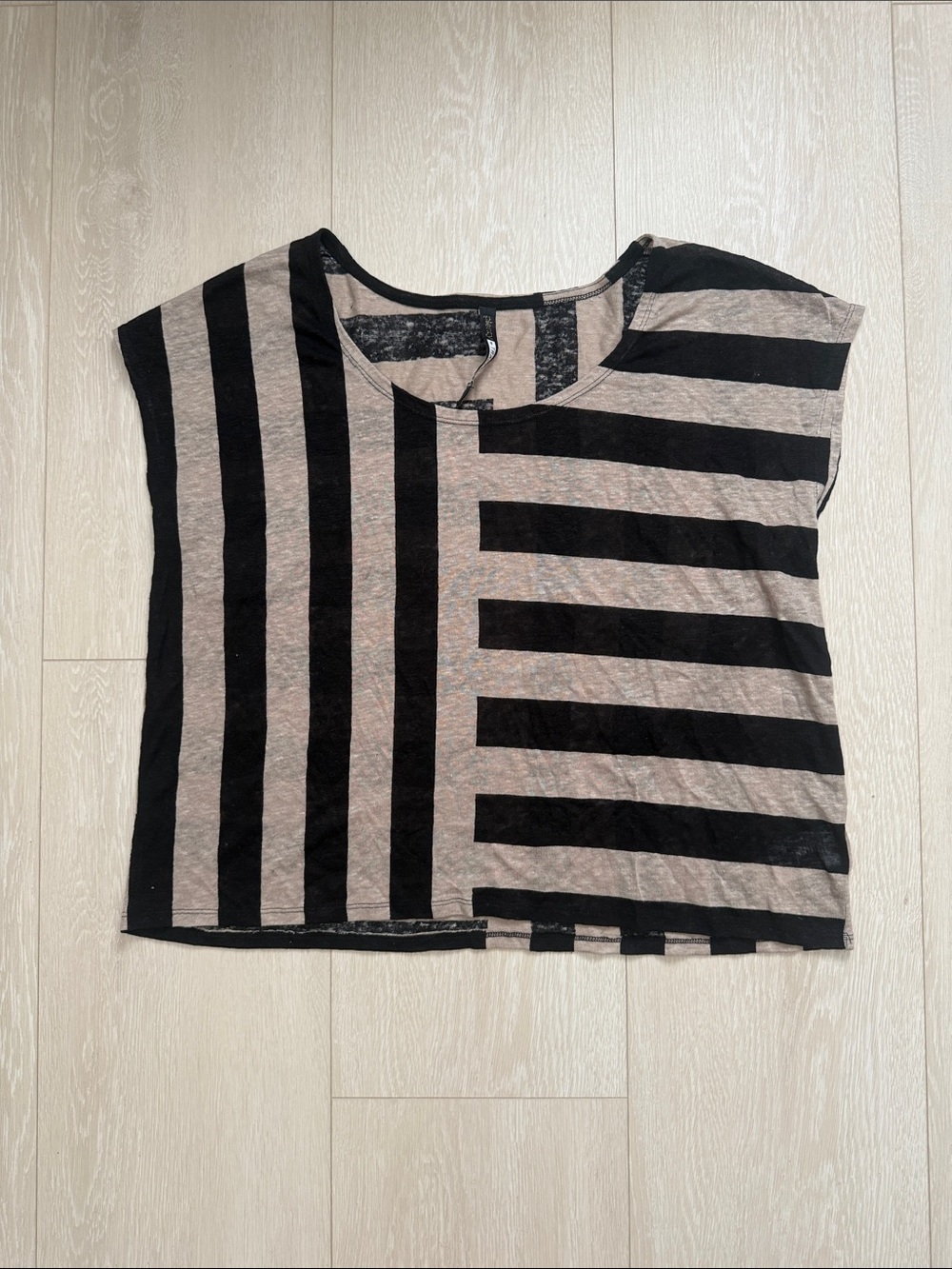 Plenty by Tracy Reese 100% Linen Boxy Short-Sleeve Tee in Black and Taupe Stripe